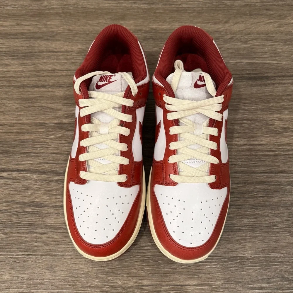 Nike Dunk womens sz 11